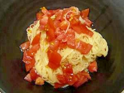 トマトの冷製パスタ　柚子こしょう風味